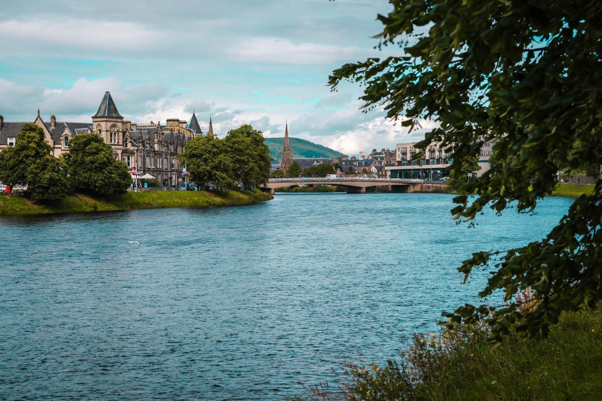 Glen Mhor Hotel At Uile-Bheist 'Brewstillery' Inverness Exterior foto