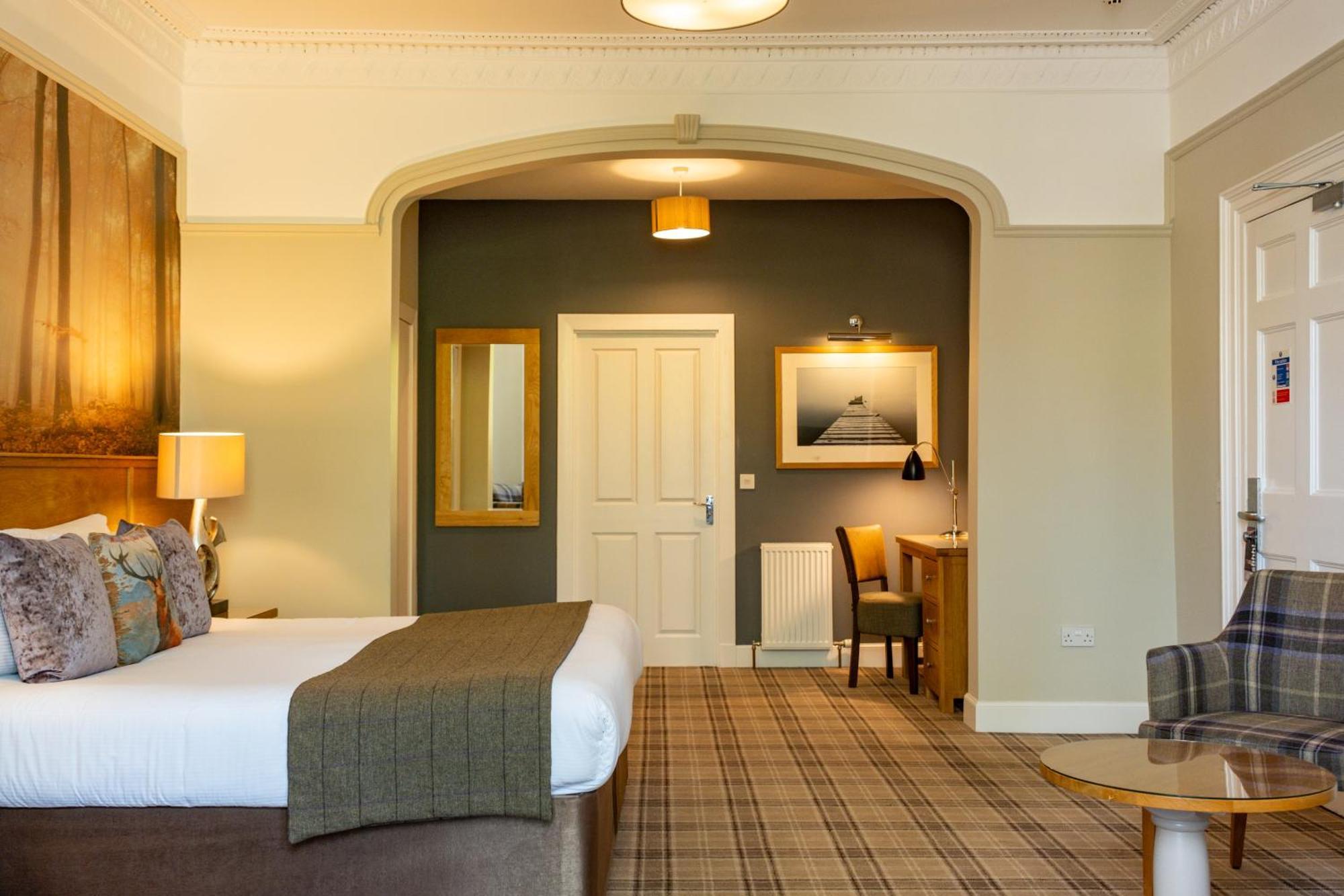 Glen Mhor Hotel At Uile-Bheist 'Brewstillery' Inverness Exterior foto